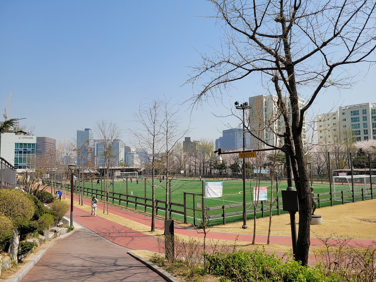 场上和小学